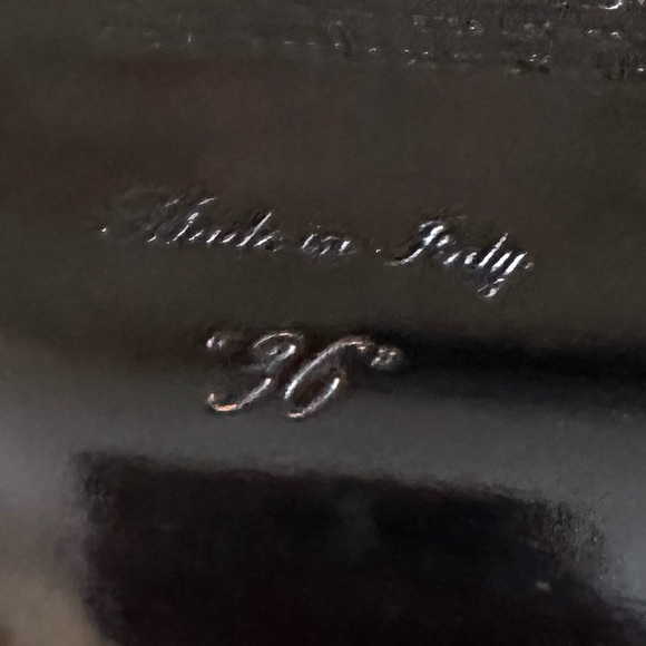 OFF-WHITE Black Leather Arrow Embellished Pumps Size6 $910 - Picture 8 of 9